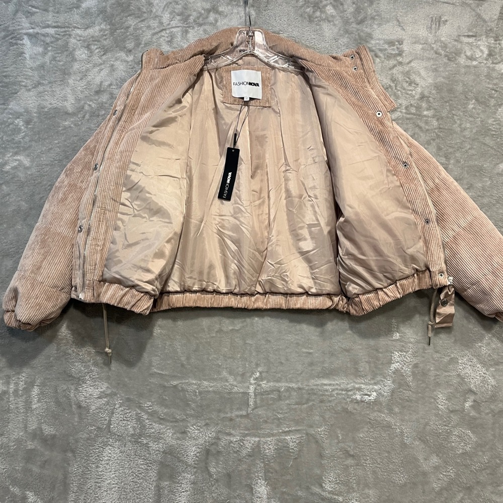 Fashion Nova Puffer Jacket Women Size L Taupe Corduroy Quilted JKJR000350FN - Picture 3 of 8